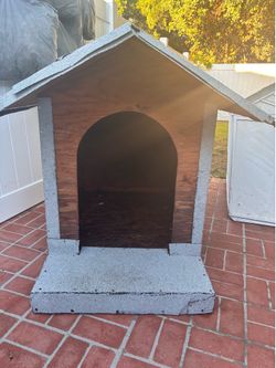 Dog house