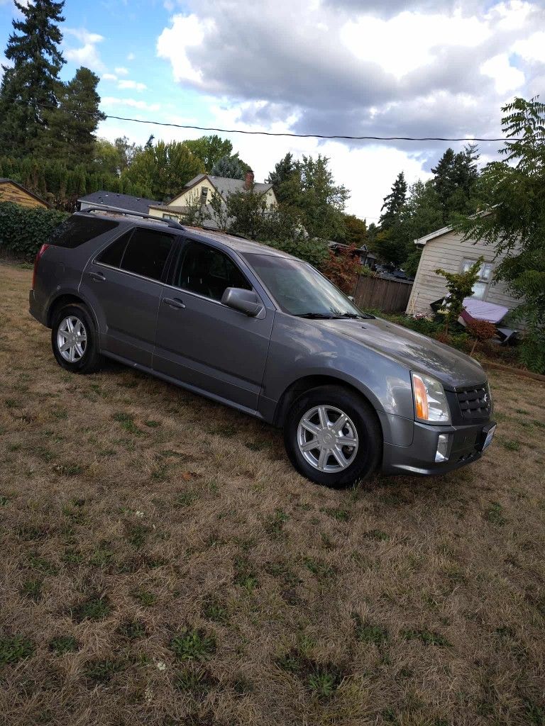 2004 Cadillac SRX