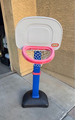 Little Tike Adjustable Basketball Hoop