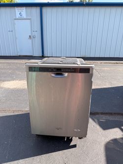Whirlpool Stainless Steel Built-In Dishwasher