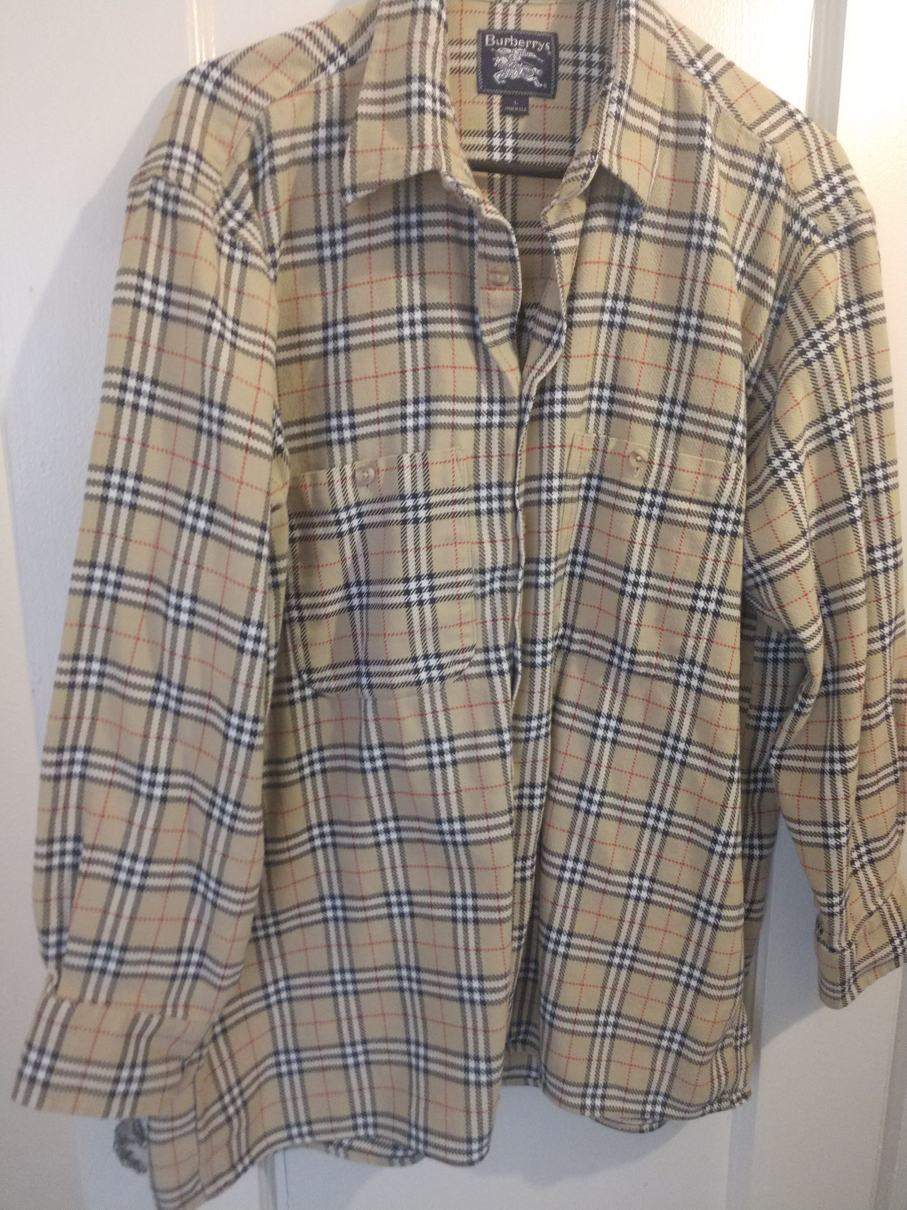 Classic Burberrys Flannel Button Down Shirt