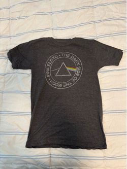 Women’s Graphic Tees Bundle – Pink Floyd, Ivory Ella, Parks Project + FREE ITEMS