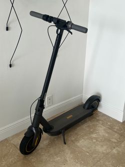 Segway Max G30P Electric Scooter