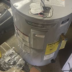 Hot water Heater 28gal