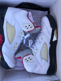 Jordan 5  Fire Red Used