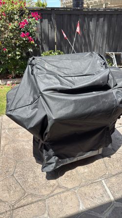 Traeger Silverton 620 Pellet Grill/Smoker – Clean, Works Great