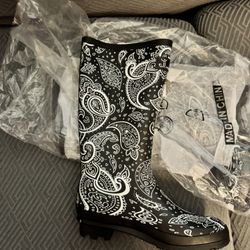 Rain Boots Size 6.5