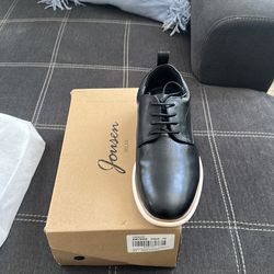 Dress shoes casual black size 10