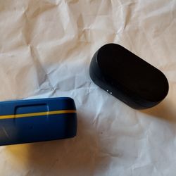 Skullcandy: Blue or Black 