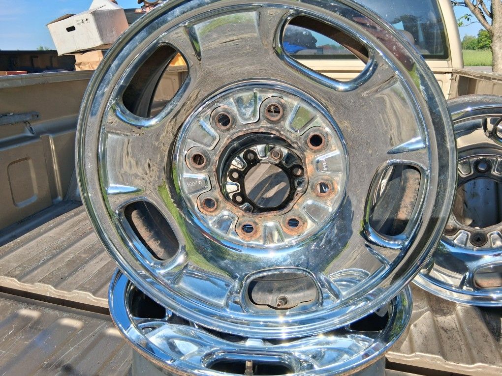 (4)GMC / Chevy Chrome 17 "  Wheels + Caps 