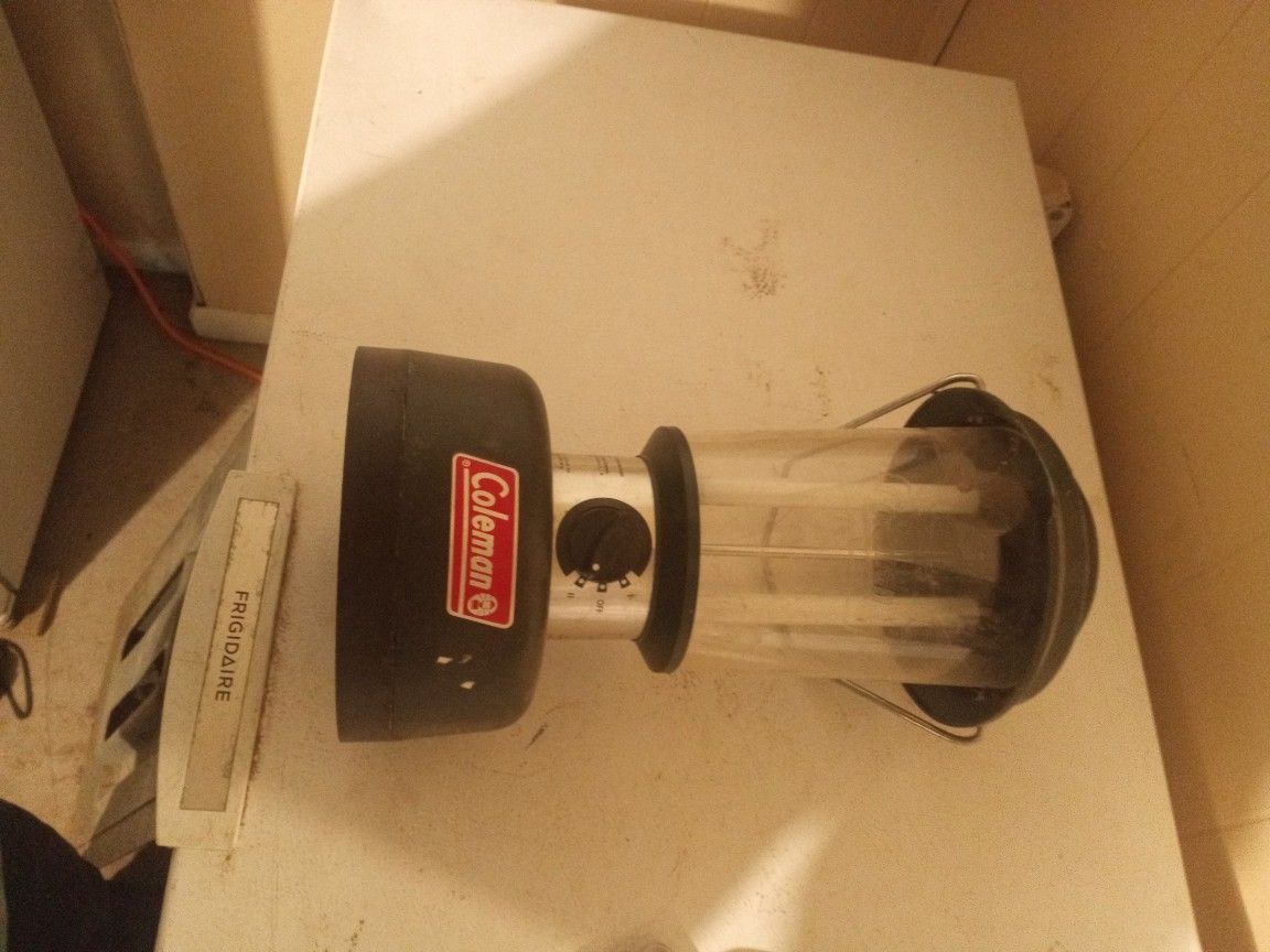 Coleman Lantern 12v Used