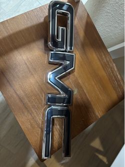 GMC sierra emblems