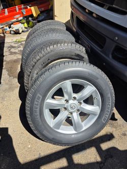 Lexus rims with Michelin tires