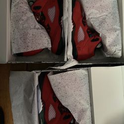 Jordan 5 Raging Bulls Size 6.5y And 12