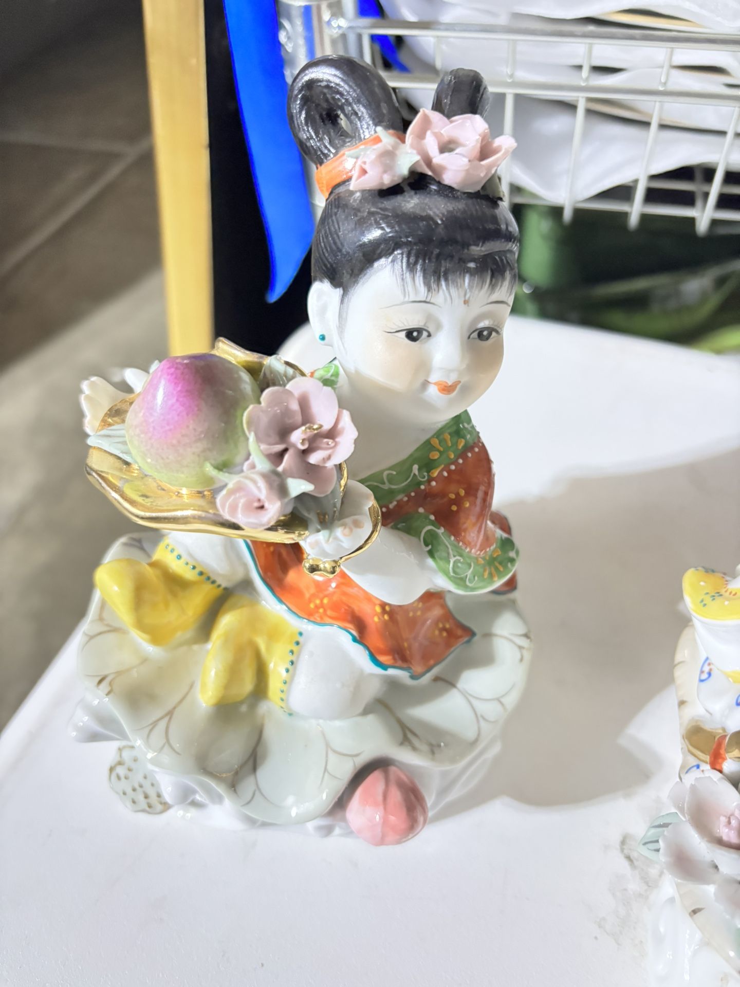 Chinese Figurines Porcelain