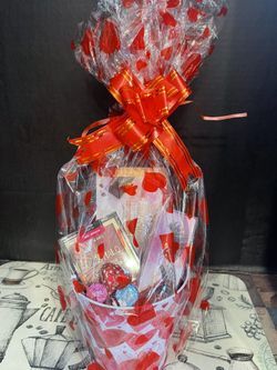 Mini Valentine Basket