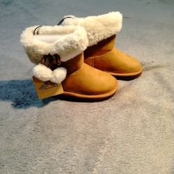 Boots Size 7M For Girls