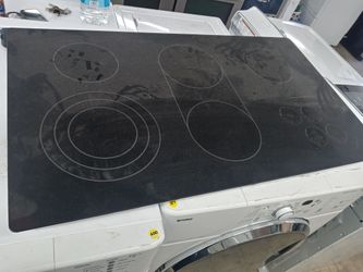 KitchenAid 36" glass-top cooktop - Free delivery