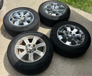 4 jeep wheels and tires