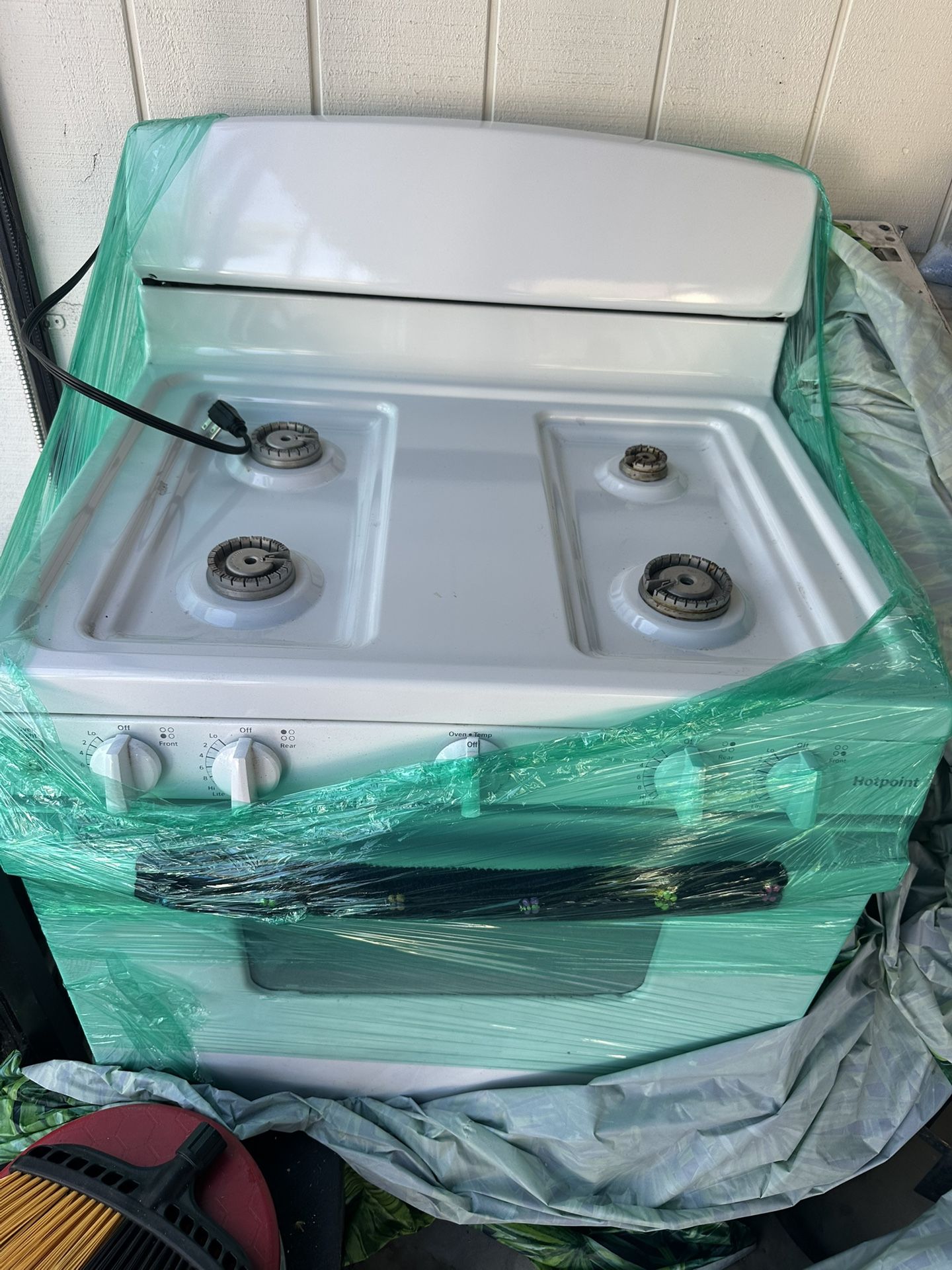 Hot Point Stove