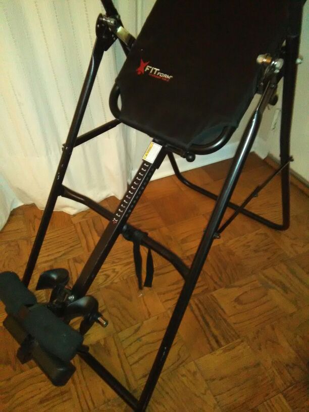 Fit form inversion table for back problems