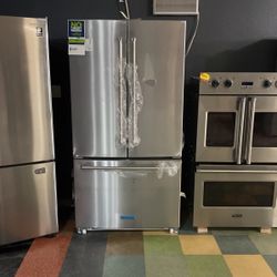 New Kitchen Aid Counter Depth Bottom Freezer Refrigerator‼️‼️