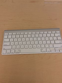 Apple Keyboard Magic 1