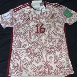 Hector Herrera Mexico Jersey - Medium 
