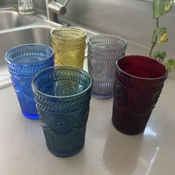 Beautiful Vintage Style Glasses 