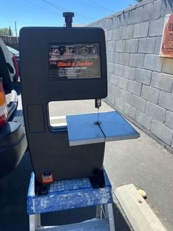 Black and Decker bandsaw