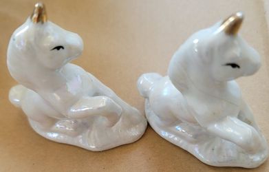 Set Of 2 Unicorn Figures