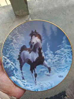 Chuck DeHaan Horse Collector Plate Gold Rim