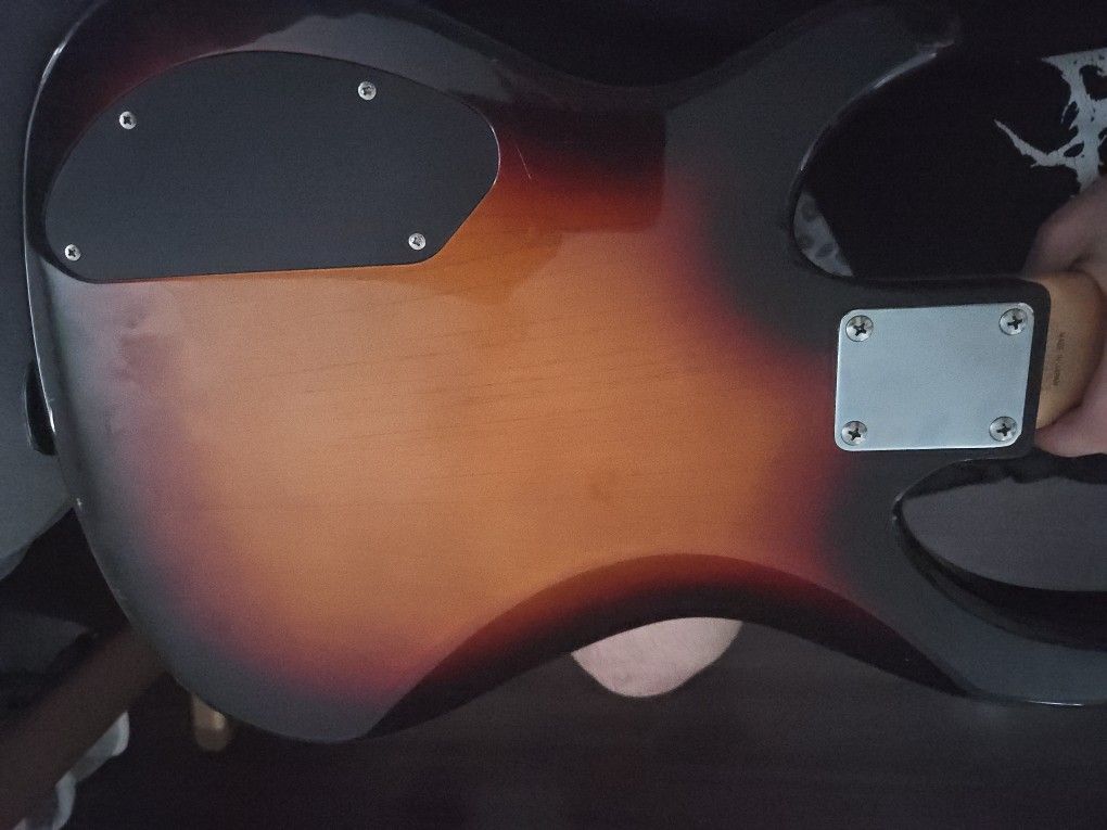 Electric bass Fender MB-4