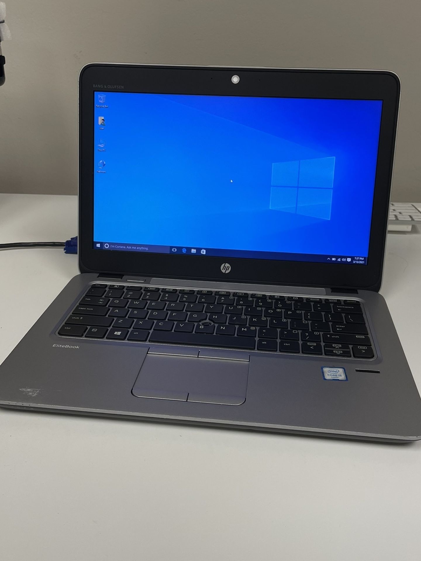 HP EiteBook 820 G3 12.5” Laptop 2.40ghz Core i5-6200U 8GB RAM 256gb SSD Windows 10 Pro