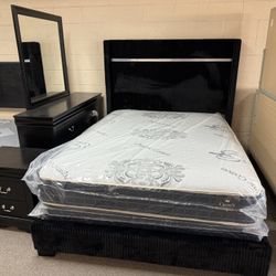 QUEEN BEDROOM SET $799 