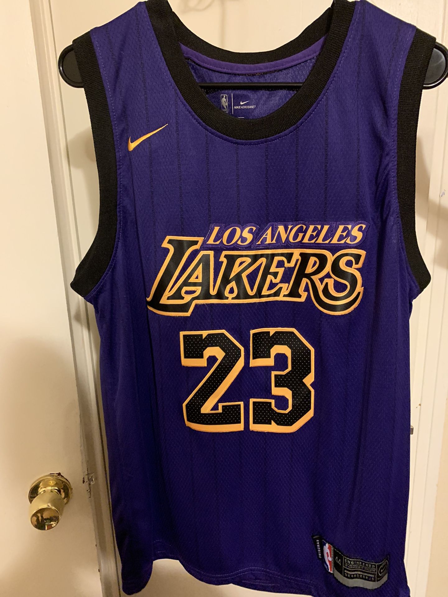 Lebron James Jersey