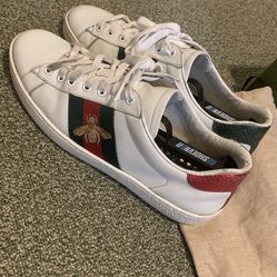 Gucci Aces Hornet Embroidered Sneakers