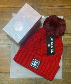 Bundle Gift Set Beanie With Perfume 