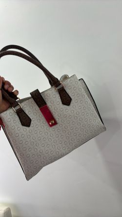 Guess purse 15 usd