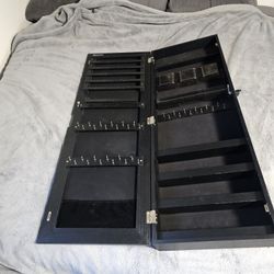 Jewelry Box W/key And Mounting Brackets