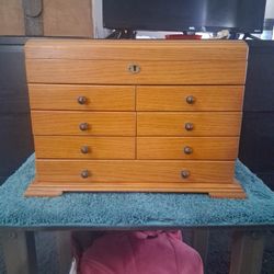 Classic Wood Jewelry Box By Thomas Pacconi