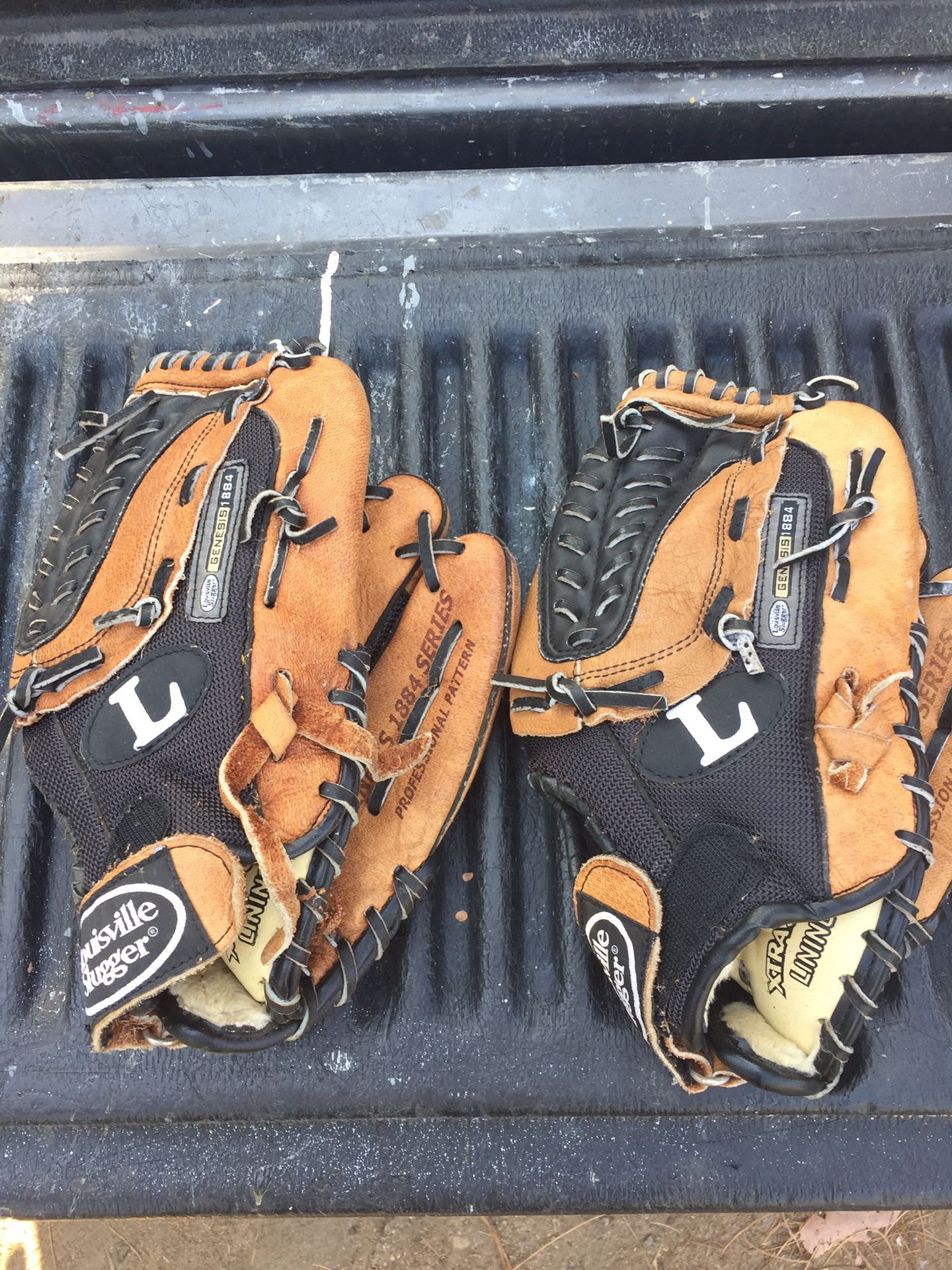 2 12” Youth Baseball Gloves