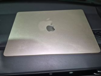 Mac book air m5 512gb in box