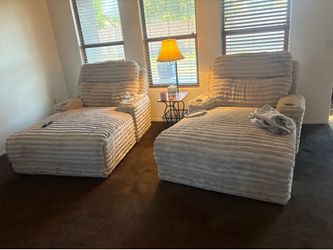 2 super plush lounge recliners