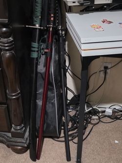 Prop swords