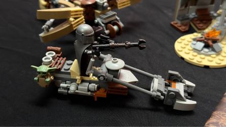 LEGO Star Wars Trouble on Tatooine 75299 Complete Retired Set