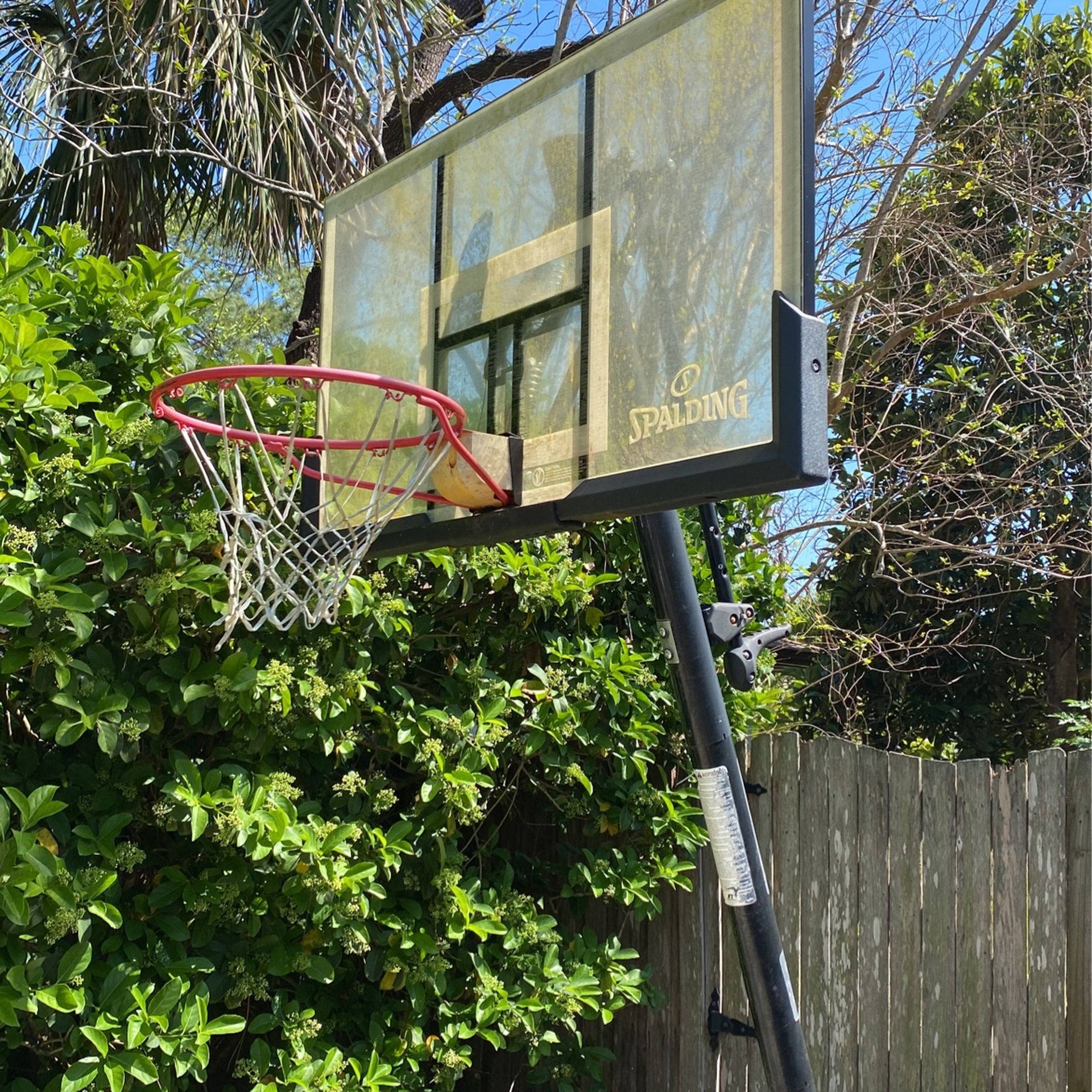 Spalding Basketball Hoop And Net