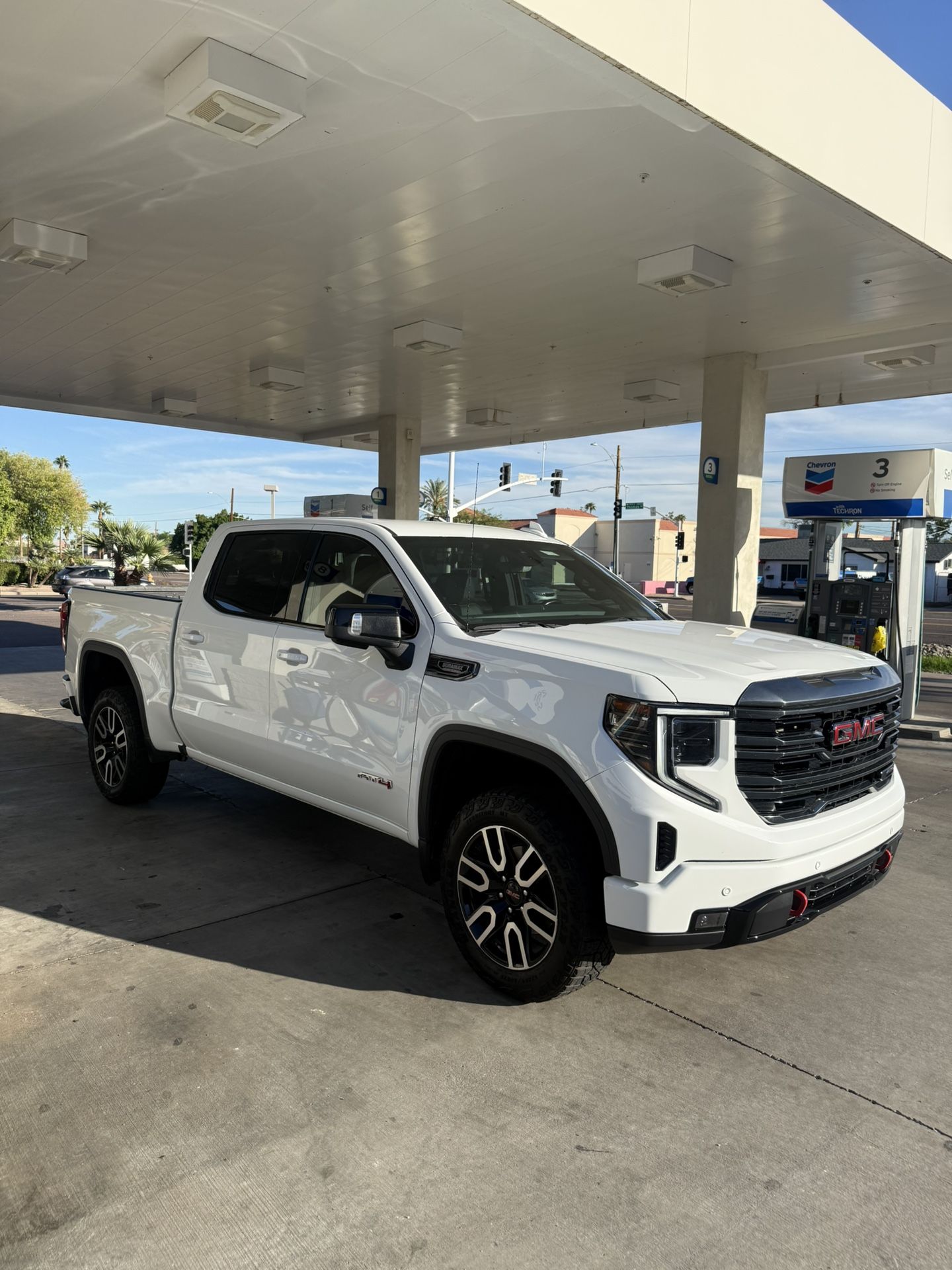 2023 GMC Sierra