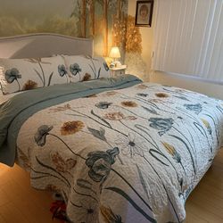 Restoration Hardware Cal -king Bed W/ Mattress