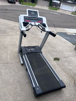Epic Treadmill with Console